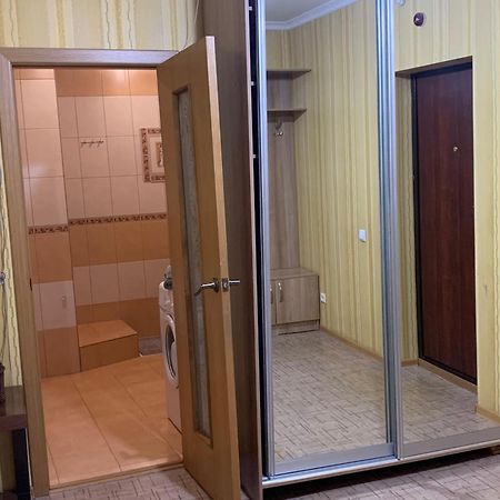 Квартира С Видом На Abu Dhabi Plaza Αστάνα Εξωτερικό φωτογραφία